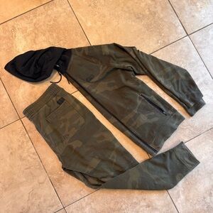 Abercrombie & Fitch Camo Sweatsuit